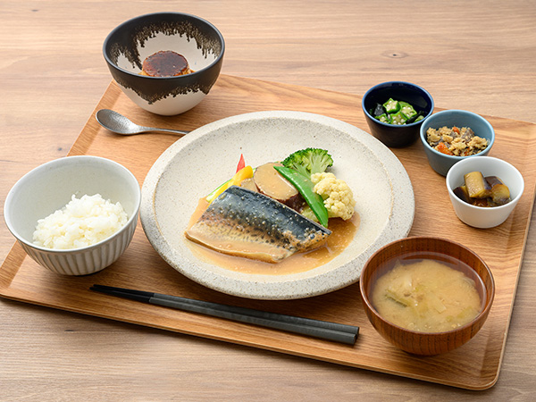 鯖の味噌ソース煮